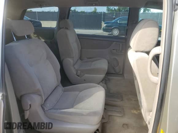 2010 Toyota Sienna CE z VIN 5TDKK4CC5AS336015, wystawiony jako Copart lot #87038765 z przebiegiem 241 385 mil mil oraz Szkoda całkowita • Salvage title. Historia ofert i sprzedaży dostępna na DreamBid. Obrazek 11.