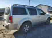 2007 Nissan Pathfinder S z VIN 5N1AR18W47C643383, wystawiony jako Copart lot #80930043 z przebiegiem 176 272 mil mil oraz Szkoda całkowita • Salvage title. Historia ofert i sprzedaży dostępna na DreamBid. Obrazek 3.