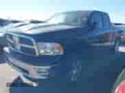 2011 Ram 1500 SLT с VIN 1D7RV1GT4BS577173, выставлен на аукционе IAAI как лот 41144512 с пробегом 229 320 миль миль и . История ставок и продаж доступна на DreamBid. Изображение 2.