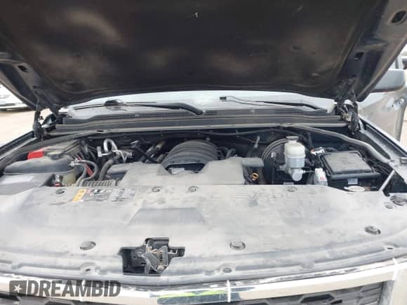 2019 Chevrolet Tahoe LS with VIN 1GNSCAKC7KR164171, listed as a IAAI auction lot 40981022 with 44,979 mi miles and . Bid and sale history available at DreamBid. Image 10.