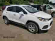 2019 Chevrolet Trax LT with VIN 3GNCJPSBXKL168145, listed as a Copart auction lot 65699535 with 96,795 mi miles and Clean title. Bid and sale history available at DreamBid. Image 4.