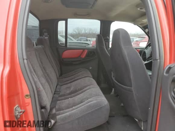 2000 Dodge Dakota Sport с VIN 1B7GL2AN7YS607511, выставлен на аукционе Copart как лот 44390365 с пробегом 178 048 миль миль и Списание • Salvage title. История ставок и продаж доступна на DreamBid. Изображение 10.