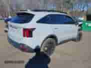 2025 Kia Sorento X-Line EX with VIN 5XYRHDJFXSG359444, listed as a IAAI auction lot 41693630 with 1,160 mi miles and . Bid and sale history available at DreamBid. Image 4.