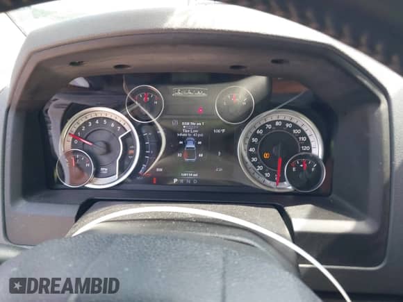 2014 Ram 1500 Big Horn z VIN 1C6RR7LG9ES399864, wystawiony jako IAAI lot #42800297 z przebiegiem 149 119 mil mil oraz . Historia ofert i sprzedaży dostępna na DreamBid. Obrazek 7.