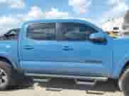 2019 Toyota Tacoma SR5 с VIN 5TFAZ5CN2KX075548, выставлен на аукционе IAAI как лот 42550629 с пробегом 238 228 миль миль и . История ставок и продаж доступна на DreamBid. Изображение 14.