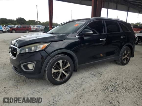 2016 Kia Sorento EX z VIN 5XYPH4A1XGG155472, wystawiony jako Copart lot #70780675 z przebiegiem 233 276 mil mil oraz Czysty tytuł • Clean title. Historia ofert i sprzedaży dostępna na DreamBid. Obrazek 1.