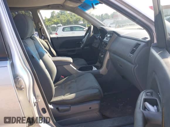 2007 Honda Pilot LX с VIN 2HKYF18157H524620, выставлен на аукционе IAAI как лот 42848065 с пробегом 212 946 миль миль и . История ставок и продаж доступна на DreamBid. Изображение 5.