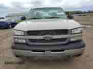2003 Chevrolet Silverado 2500 Work Truck z VIN 1GCGC24U23Z272693, wystawiony jako Copart lot #52155175 z przebiegiem 164 888 mil mil oraz Czysty tytuł • Clean title. Historia ofert i sprzedaży dostępna na DreamBid. Obrazek 5.