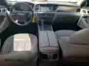 2015 Hyundai Genesis 3.8L z VIN KMHGN4JE0FU062707, wystawiony jako Copart lot #67873714 z przebiegiem 120 889 mil mil oraz Szkoda całkowita • Salvage title. Historia ofert i sprzedaży dostępna na DreamBid. Obrazek 8.