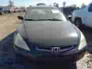 2004 Honda Accord LX с VIN 1HGCM56334A047816, выставлен на аукционе IAAI как лот 43336572 с пробегом 326 146 миль миль и . История ставок и продаж доступна на DreamBid. Изображение 6.