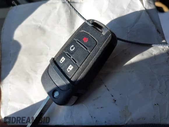 2011 Chevrolet Equinox LS with VIN 2GNALBEC5B1315384, listed as a IAAI auction lot 43305513 with 163,143 mi miles and . Bid and sale history available at DreamBid. Image 11.