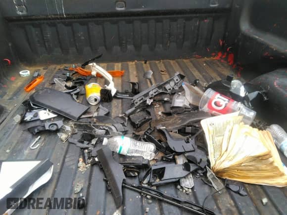 2010 Chevrolet Silverado 1500 LT with VIN 1GCSKSEA3AZ166347, listed as a IAAI auction lot 42307431 with 188,544 mi miles and . Bid and sale history available at DreamBid. Image 12.