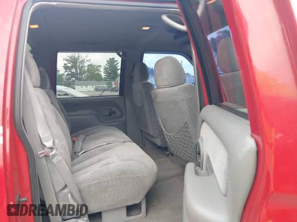 1999 Chevrolet Silverado 3500 с VIN 1GCHC33JXXF044479, выставлен на аукционе IAAI как лот 42745594 с пробегом 111 869 миль миль и . История ставок и продаж доступна на DreamBid. Изображение 8.