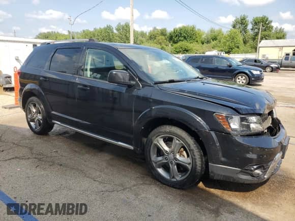 2017 Dodge Journey Crossroad with VIN 3C4PDCGB4HT706561, listed as a Copart auction lot 68523365 with 114,842 mi miles and Salvage title. Bid and sale history available at DreamBid. Image 4.