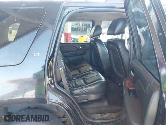 2010 Chevrolet Tahoe LT с VIN 1GNUKBE09AR230611, выставлен на аукционе IAAI как лот 43028276 с пробегом 254 178 миль миль и . История ставок и продаж доступна на DreamBid. Изображение 8.