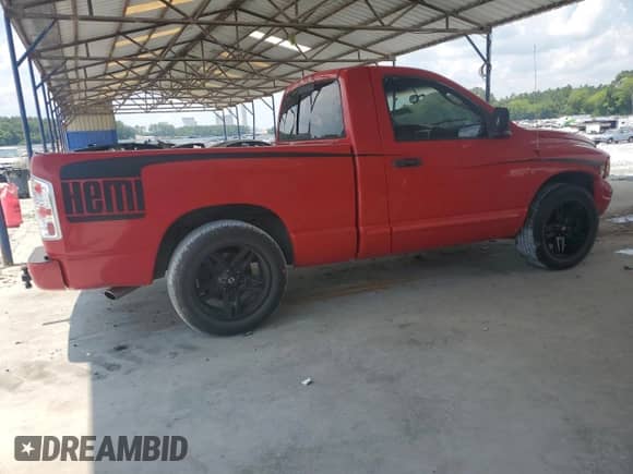 2004 Dodge 1500 SLT z VIN 1D7HA16D44J142244, wystawiony jako Copart lot #63097305 z przebiegiem 184 460 mil mil oraz Szkoda całkowita • Salvage title. Historia ofert i sprzedaży dostępna na DreamBid. Obrazek 3.