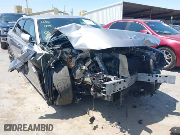 2018 Chrysler 300 S with VIN 2C3CCABG4JH227276, listed as a IAAI auction lot 42573789 with 86,147 mi miles and . Bid and sale history available at DreamBid. Image 6.