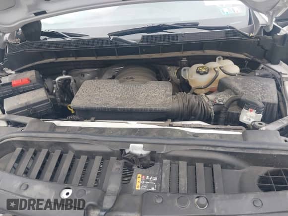 2022 Chevrolet Silverado 1500 Custom Trail Boss z VIN 3GCPYCEL6NG108492, wystawiony jako IAAI lot #42362191 z przebiegiem 46 701 mil mil oraz . Historia ofert i sprzedaży dostępna na DreamBid. Obrazek 10.
