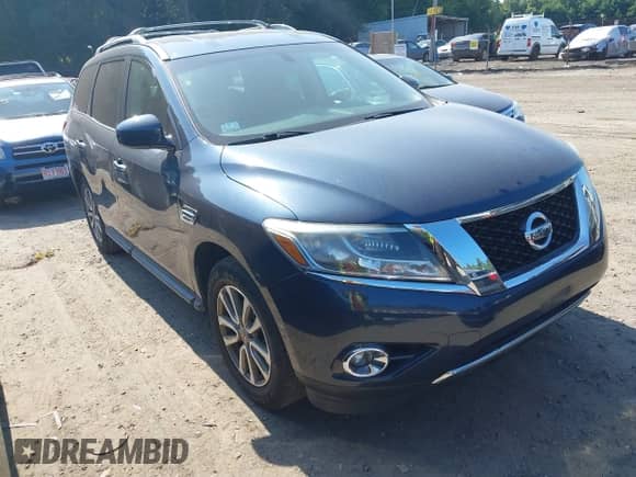 2016 Nissan Pathfinder Platinum with VIN 5N1AR2MM5GC602884, listed as a IAAI auction lot 42858173 with 170,888 mi miles and . Bid and sale history available at DreamBid. Image 1.