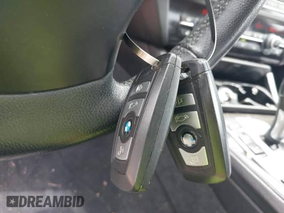 2012 BMW 5 Series 535i xDrive z VIN WBAFU7C58CDU64405, wystawiony jako IAAI lot #42454764 z przebiegiem 149 159 mil mil oraz . Historia ofert i sprzedaży dostępna na DreamBid. Obrazek 11.