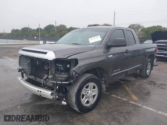 2019 Toyota Tundra SR с VIN 5TFRY5F16KX246087, выставлен на аукционе IAAI как лот 41650708 с пробегом 99 187 миль миль и . История ставок и продаж доступна на DreamBid. Изображение 2.