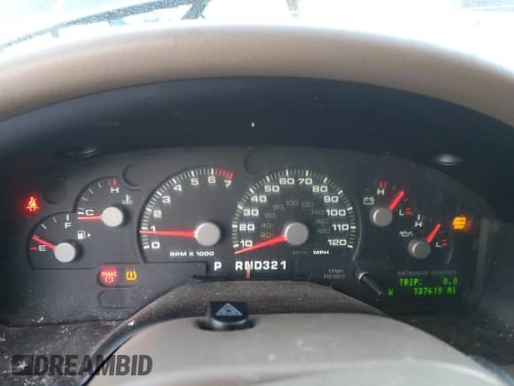 2004 Ford Explorer with VIN 1FMZU84K14UB02472, listed as a Copart auction lot 88169555 with 137,619 mi miles and Salvage title. Bid and sale history available at DreamBid. Image 9.