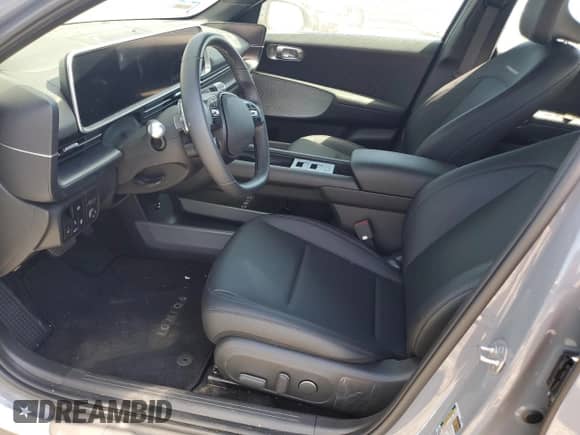 2025 Hyundai Ioniq 6 SEL с VIN KMHM34AA2SA086363, выставлен на аукционе Copart как лот 68265245 с пробегом Не указан миль и Списание • Salvage title. История ставок и продаж доступна на DreamBid. Изображение 7.