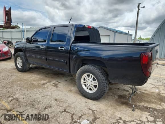 2012 Chevrolet Colorado 1LT with VIN 1GCHTCFEXC8136205, listed as a Copart auction lot 62666305 with 184,301 mi miles and Salvage title. Bid and sale history available at DreamBid. Image 2.