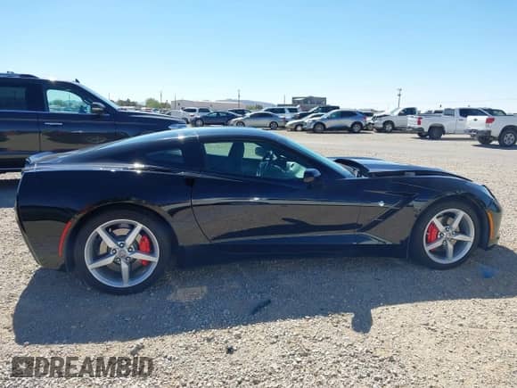 2014 Chevrolet Corvette 1LT с VIN 1G1YB2D78E5131258, выставлен на аукционе IAAI как лот 41995747 с пробегом 155 760 миль миль и . История ставок и продаж доступна на DreamBid. Изображение 13.