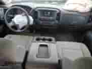 2015 Chevrolet Silverado 2500HD Work Truck z VIN 1GC1KUEG8FF664922, wystawiony jako Copart lot #53850725 z przebiegiem 84 600 mil mil oraz Szkoda całkowita • Salvage title. Historia ofert i sprzedaży dostępna na DreamBid. Obrazek 8.