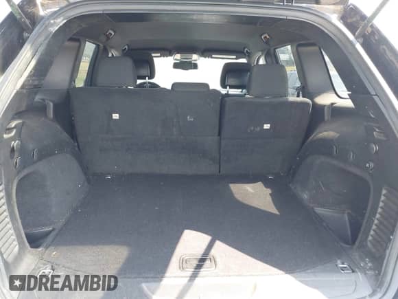 2015 Jeep Grand Cherokee Altitude z VIN 1C4RJFAG0FC122853, wystawiony jako IAAI lot #43191678 z przebiegiem 118 299 mil mil oraz . Historia ofert i sprzedaży dostępna na DreamBid. Obrazek 18.