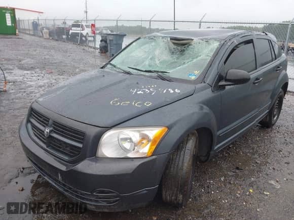2008 Dodge Caliber SE with VIN 1B3HB28B48D738193, listed as a IAAI auction lot 42354186 with 130,520 mi miles and . Bid and sale history available at DreamBid. Image 2.
