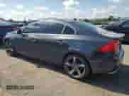 2013 Volvo S60 T6 R-Design Platinum с VIN YV1902FH2D2174043, выставлен на аукционе Copart как лот 64599995 с пробегом 161 918 миль миль и Списание • Salvage title. История ставок и продаж доступна на DreamBid. Изображение 2.