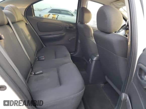 2004 Dodge Neon SXT z VIN 1B3ES56C04D600693, wystawiony jako Copart lot #77653394 z przebiegiem 138 957 mil mil oraz Czysty tytuł • Clean title. Historia ofert i sprzedaży dostępna na DreamBid. Obrazek 10.