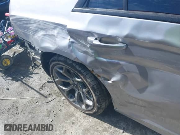 2018 Chrysler 300 S с VIN 2C3CCABG1JH269551, выставлен на аукционе IAAI как лот 41607485 с пробегом 127 046 миль миль и . История ставок и продаж доступна на DreamBid. Изображение 18.