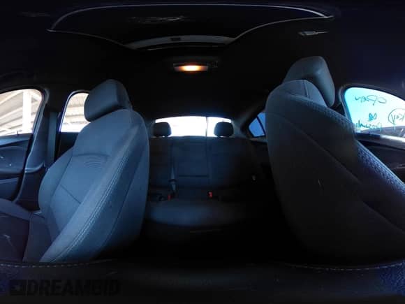 2019 Chevrolet Cruze LT с VIN 1G1BE5SMXK7141121, выставлен на аукционе IAAI как лот 43289806 с пробегом 144 080 миль миль и . История ставок и продаж доступна на DreamBid. Изображение 20.
