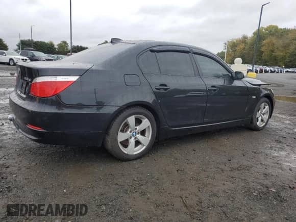 2008 BMW 5 Series 528xi z VIN WBANV13518CZ56499, wystawiony jako Copart lot #86325735 z przebiegiem 198 145 mil mil oraz Szkoda całkowita • Salvage title. Historia ofert i sprzedaży dostępna na DreamBid. Obrazek 3.