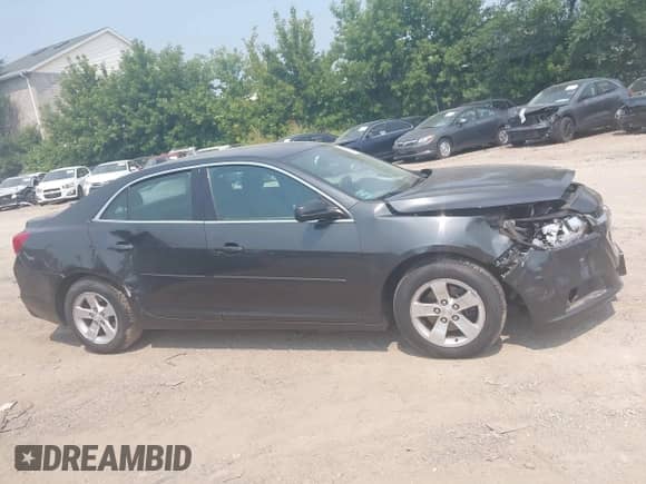 2014 Chevrolet Malibu LS z VIN 1G11B5SL2EF146027, wystawiony jako IAAI lot #42874173 z przebiegiem 162 295 mil mil oraz . Historia ofert i sprzedaży dostępna na DreamBid. Obrazek 13.