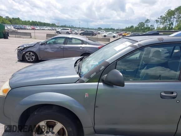 2006 Saturn VUE with VIN 5GZCZ33D56S886945, listed as a IAAI auction lot 42827104 with 217,028 mi miles and . Bid and sale history available at DreamBid. Image 14.
