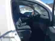 2015 Chevrolet City Express Cargo LS z VIN 3N63M0YN4FK726606, wystawiony jako IAAI lot #43519899 z przebiegiem 226 002 mil mil oraz . Historia ofert i sprzedaży dostępna na DreamBid. Obrazek 5.