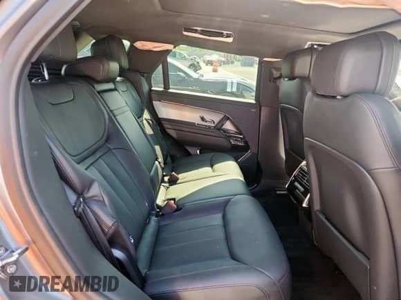 2024 Land Rover Range Rover Sport Dynamic SE z VIN SAL1L9FU4RA191111, wystawiony jako Copart lot #68083555 z przebiegiem 9 301 mil mil oraz Szkoda całkowita • Salvage title. Historia ofert i sprzedaży dostępna na DreamBid. Obrazek 11.