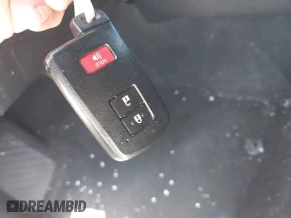 2017 Toyota Tacoma SR5 с VIN 5TFCZ5ANXHX082879, выставлен на аукционе IAAI как лот 42868022 с пробегом 114 120 миль миль и . История ставок и продаж доступна на DreamBid. Изображение 11.