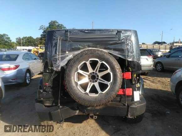 2010 Jeep Wrangler с VIN 1J4HB5H19AL106996, выставлен на аукционе IAAI как лот 42781501 с пробегом 158 497 миль миль и . История ставок и продаж доступна на DreamBid. Изображение 16.