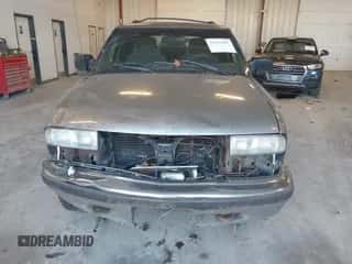 2002 Chevrolet Blazer LS с VIN 1GNCT18W02K164091, выставлен на аукционе IAAI как лот 43535067 с пробегом 197 285 миль миль и . История ставок и продаж доступна на DreamBid. Изображение 6.