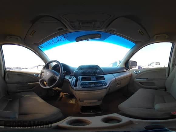 2009 Honda Odyssey EX with VIN 5FNRL38429B050727, listed as a IAAI auction lot 43100771 with 158,636 mi miles and . Bid and sale history available at DreamBid. Image 18.