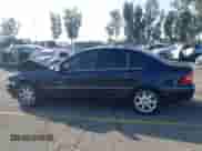2003 Mercedes-Benz C 240 with VIN WDBRF61J23F337544, listed as a IAAI auction lot 43378482 with 172,552 mi miles and . Bid and sale history available at DreamBid. Image 14.