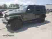 2021 Jeep Wrangler Unlimited Sahara Altitude z VIN 1C4HJXEN8MW794195, wystawiony jako Copart lot #61269515 z przebiegiem 28 118 mil mil oraz Szkoda całkowita • Salvage title. Historia ofert i sprzedaży dostępna na DreamBid. Obrazek 1.