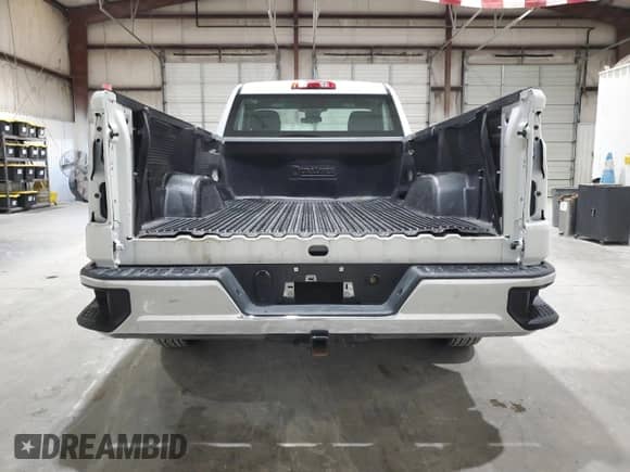 2024 Chevrolet Silverado 1500 Work Truck z VIN 3GCNAAED7RG396554, wystawiony jako Copart lot #84644565 z przebiegiem 12 772 mil mil oraz Czysty tytuł • Clean title. Historia ofert i sprzedaży dostępna na DreamBid. Obrazek 6.