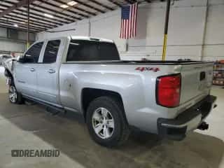 2015 Chevrolet Silverado 1500 LT z VIN 1GCVKREH0FZ247025, wystawiony jako Copart lot #78546744 z przebiegiem 139 725 mil mil oraz Szkoda całkowita • Salvage title. Historia ofert i sprzedaży dostępna na DreamBid. Obrazek 2.