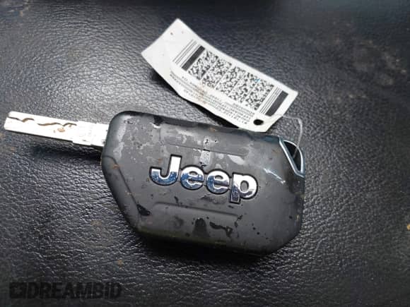 2023 Jeep Wrangler Sport S z VIN 1C4HJXDN6PW592915, wystawiony jako IAAI lot #41662077 z przebiegiem 43 129 mil mil oraz . Historia ofert i sprzedaży dostępna na DreamBid. Obrazek 11.